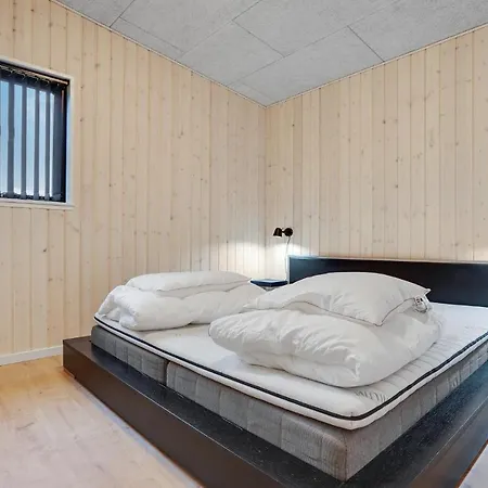 5 Bedroom In Glesborg